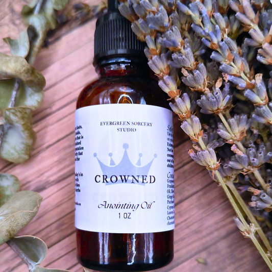 Crowned Ritual Oil | Success, Recognition, and Authority